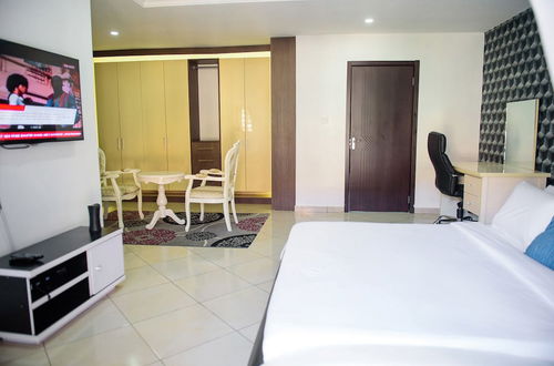 Photo 5 - Furnished 4 Beds Semi-det House in Abuja, Nigeria