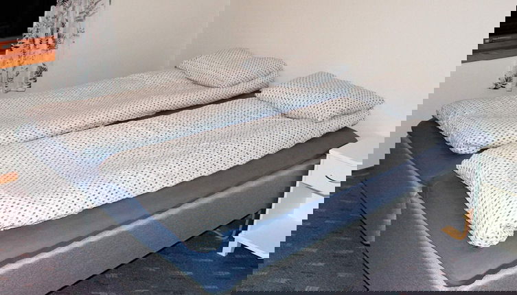 Photo 1 - 5 Person Holiday Home in Selsoyvik