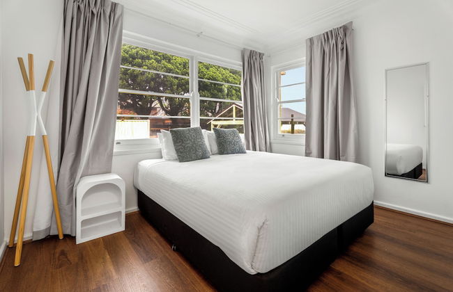 Montblu at Echo Point - Photo 5