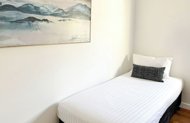 Montblu at Echo Point - Photo 22