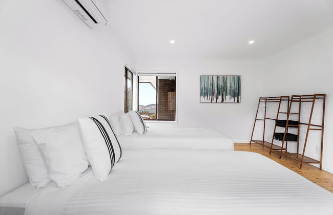 Montblu at Echo Point - Photo 15