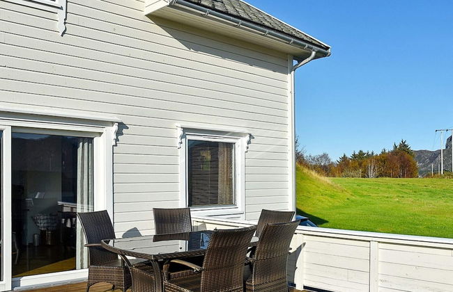 10 Person Holiday Home in Midsund - Foto 56