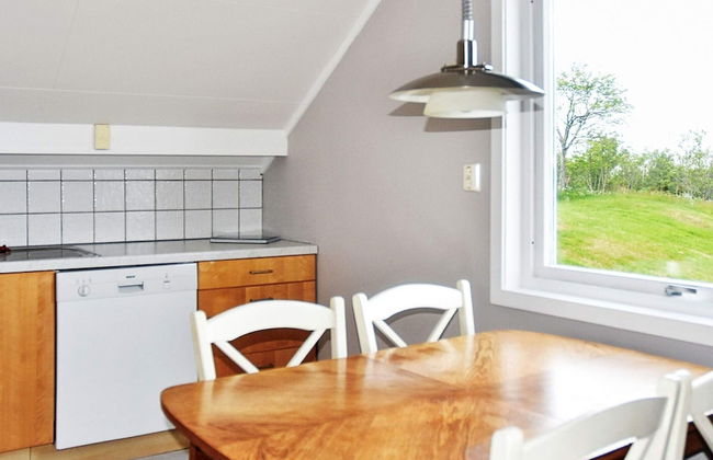 10 Person Holiday Home in Midsund - Foto 39