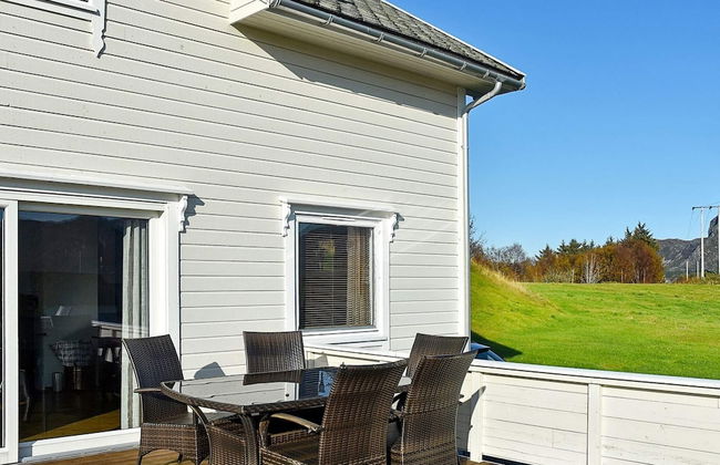 10 Person Holiday Home in Midsund - Foto 61