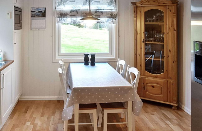 10 Person Holiday Home in Midsund - Foto 38