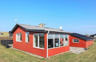 Foto 1 - 6 Person Holiday Home in Lokken