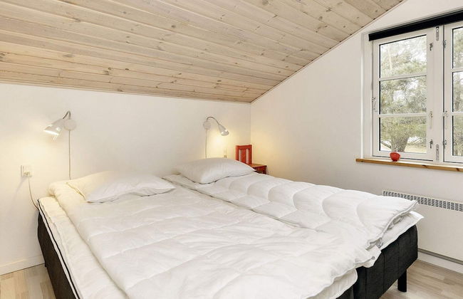 7 Person Holiday Home in Hals - Foto 3