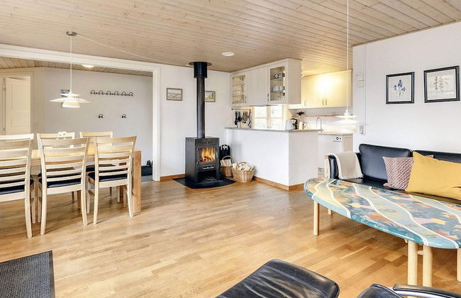 7 Person Holiday Home in Hals - Foto 10