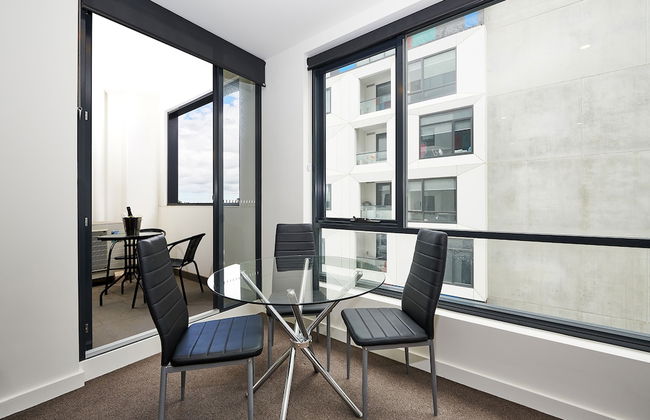 Melbourne Knox Central Apartment Hotel - Photo 8