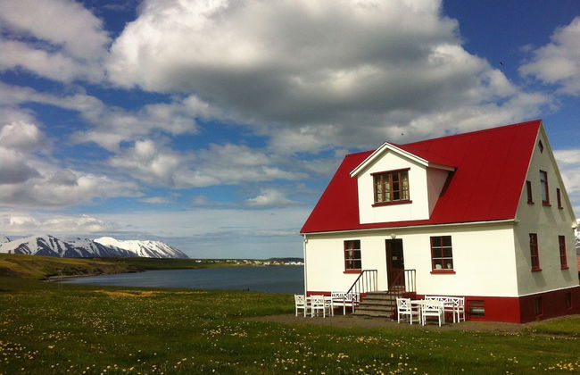 Ytri Vík - Foto 1