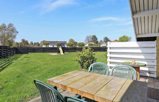4 Person Holiday Home in Askeby - Foto 28