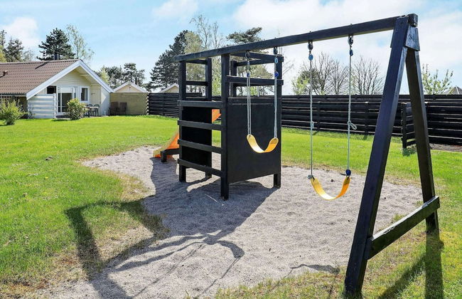 4 Person Holiday Home in Askeby - Foto 27