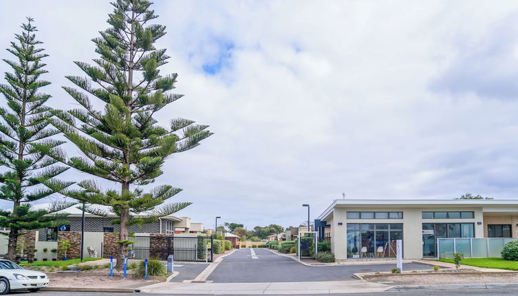 Photo 1 - Villas on the Bay Kingscote