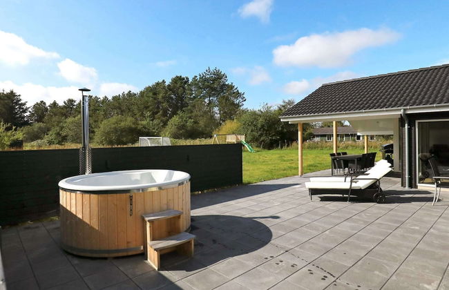 8 Person Holiday Home in Bindslev - Foto 31