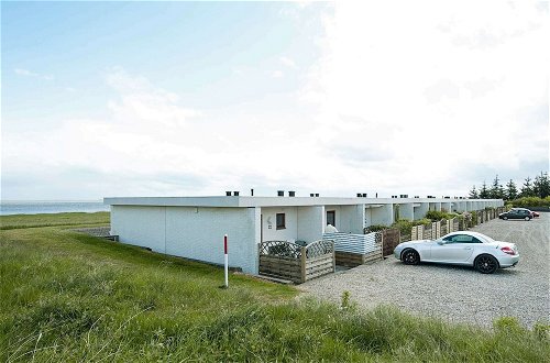 Foto 10 - 4 Person Holiday Home in Romo