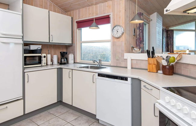 6 Person Holiday Home in Henne - Foto 6