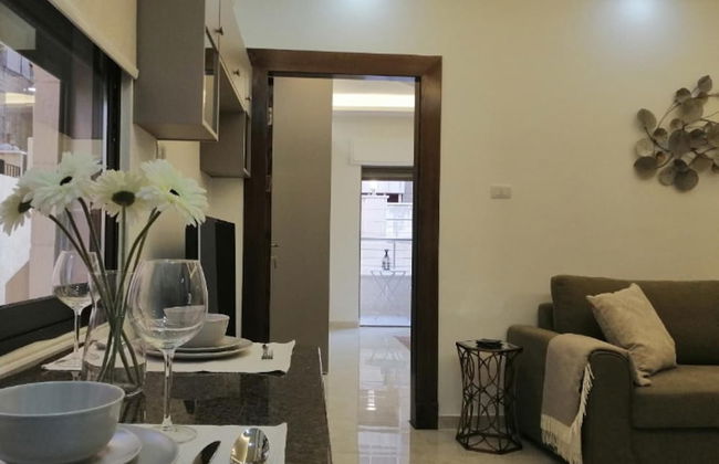 Amazing one Bedroom Apartment in Amman,elwebdah 8 - Photo 16