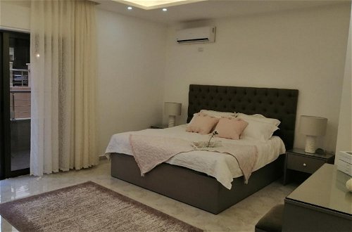 Foto 10 - Amazing one Bedroom Apartment in Amman,elwebdah 8