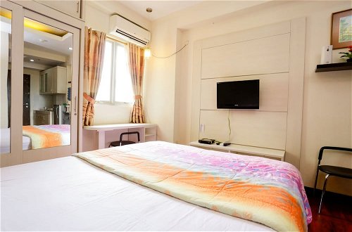 Photo 9 - RedLiving Apartemen The Suites Metro - Mary Tower E