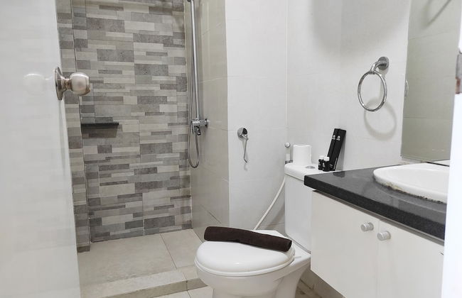 Cozy Stay And Homey 2Br Vida View Apartment - Foto 10