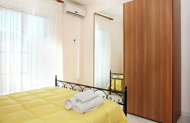 Adriana Casa Vacanze One Bedroom Apartment 5 People, wi fi, Parking, Near sea - Foto 2