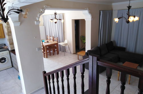 Photo 9 - Lovely six Bedroom Villa in Coral Bay