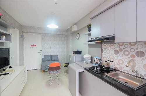 Photo 7 - Strategic And Restful 2Br At Bassura City Apartment