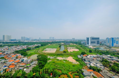 Photo 23 - Minimalist 2BR Apartment at Green Park View