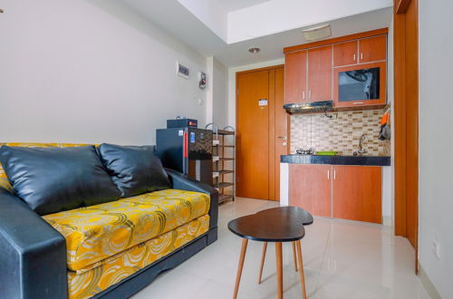 Photo 12 - Minimalist 2BR Apartment at Green Park View