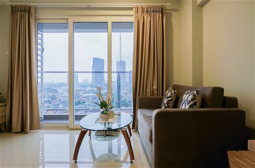 Photo 11 - Modern 2BR Apartment at Maqna Residence