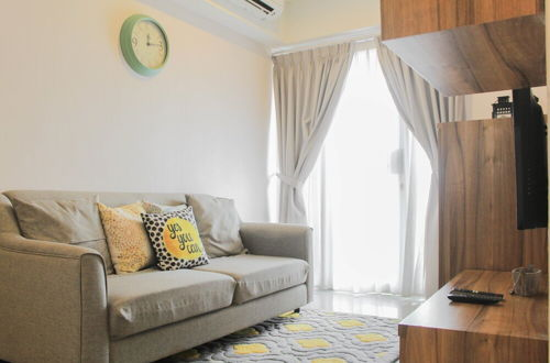 Foto 4 - Comfortable 2BR Apartment at H Residence