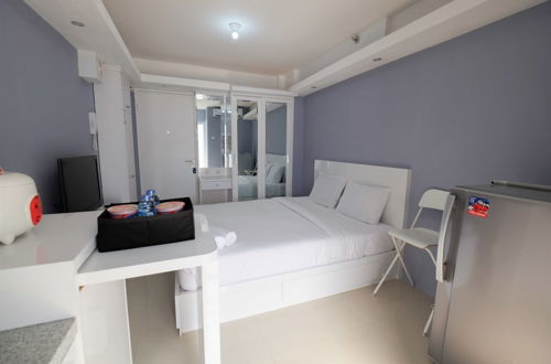 Photo 9 - Best Deal Studio Bassura Apartment