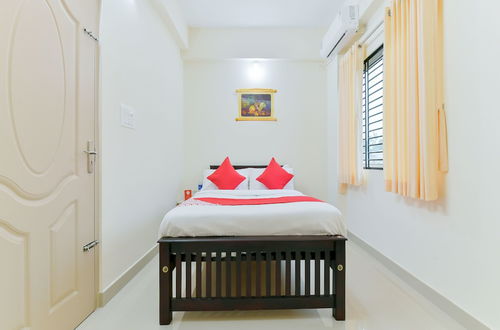 Foto 4 - OYO 14865 Home Modern 2BHK Kochi Airport