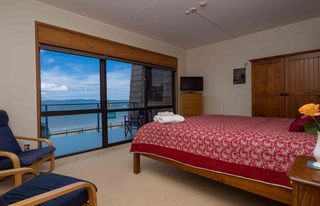 By the Bay Beachfront Apartments - Foto 12
