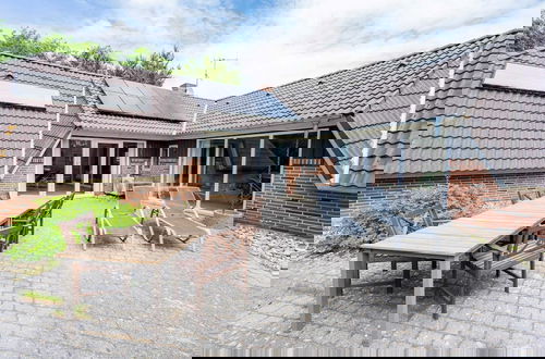 Foto 30 - Luxurious Pool Retreat in Blavand-by Traum