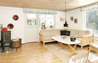 Foto 1 - 6 Person Holiday Home in Vinderup