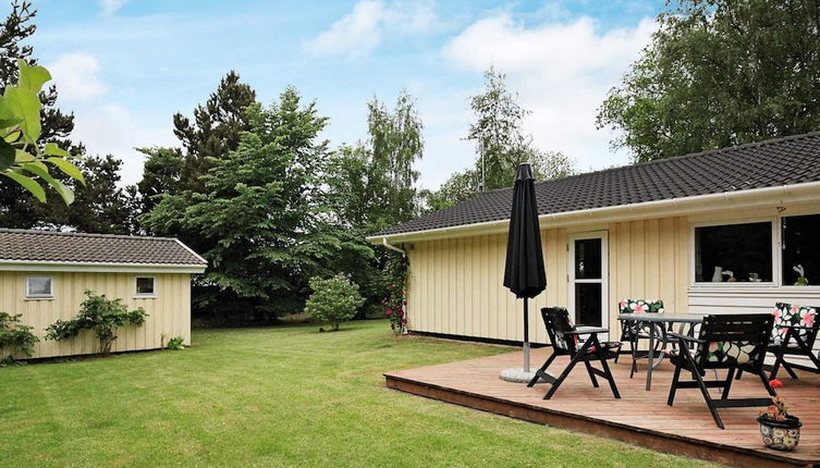 Photo 1 - 6 Person Holiday Home in Gilleleje