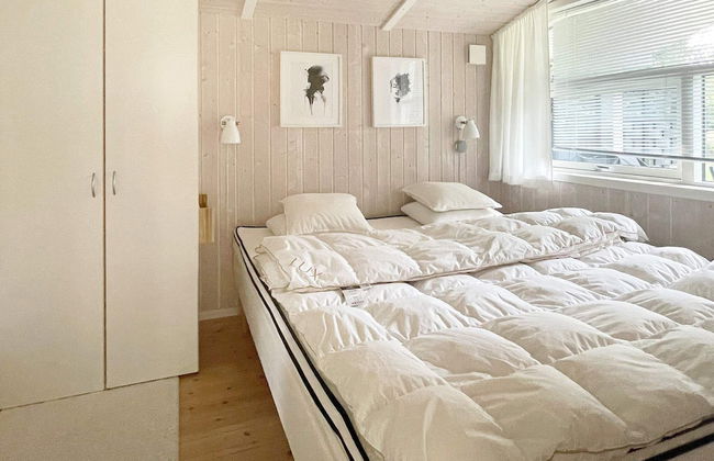 Adorable Holiday Home in Lolland near Sea - Photo 4