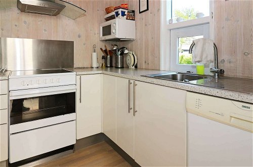 Foto 8 - 6 Person Holiday Home in Hadsund