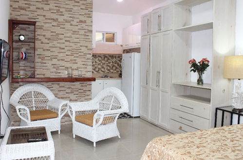 Foto 6 - Fully Equipped 1br Studio >dt>2mins To The Beach