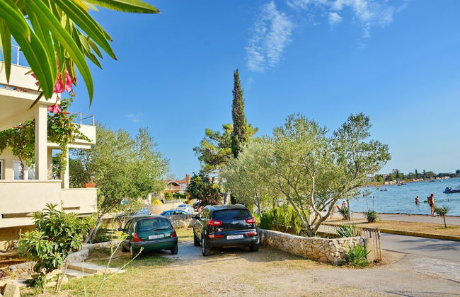 Charming Apartment in Vrsi Mulo, Great Place in Dalmatia for Family Vacation - Foto 18