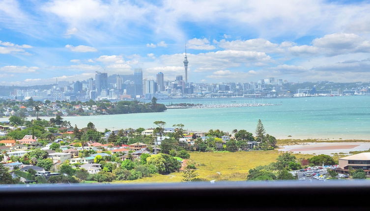 Foto 1 - Sea City Views Takapuna Studio w Carpark