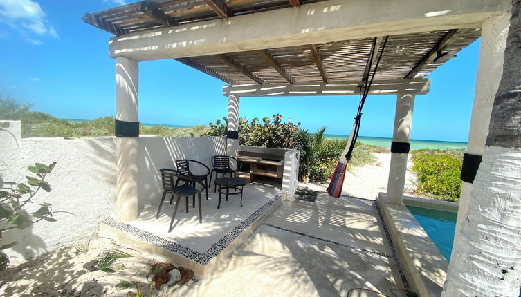 Foto 1 - Entire House on the Seafront in Chicxulub Puerto, Yuc. Mex