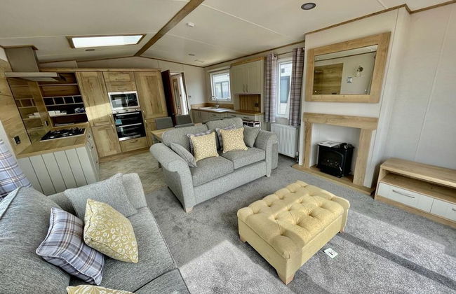 Prime Location 3-bed Chalet in Seal Bay, Selsey - Foto 11