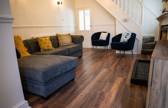 Seaside Cottage Hot tub & Games Room - Photo 16