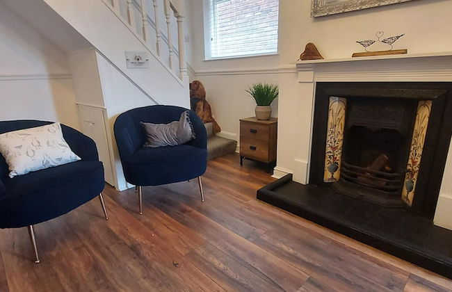 Seaside Cottage Hot tub & Games Room - Photo 12