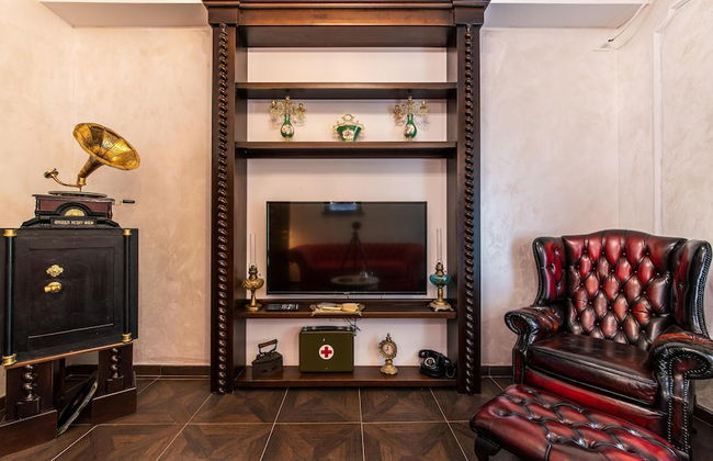 Ussr City Center Luxurious Apartment , Lives the Life of Soviet Generals - Foto 27