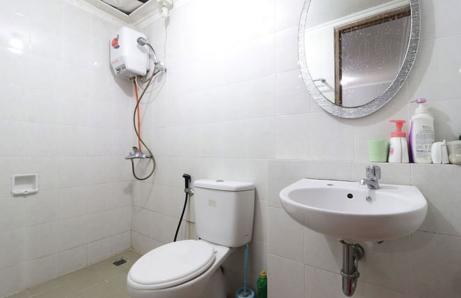 Rent House Center at Apartement Mediterania Gajah Mada - Foto 12