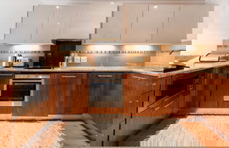 Foto 13 - Unit Number 414 Cape Royale Luxury Apartments