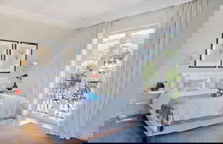 Foto 7 - Unit Number 414 Cape Royale Luxury Apartments